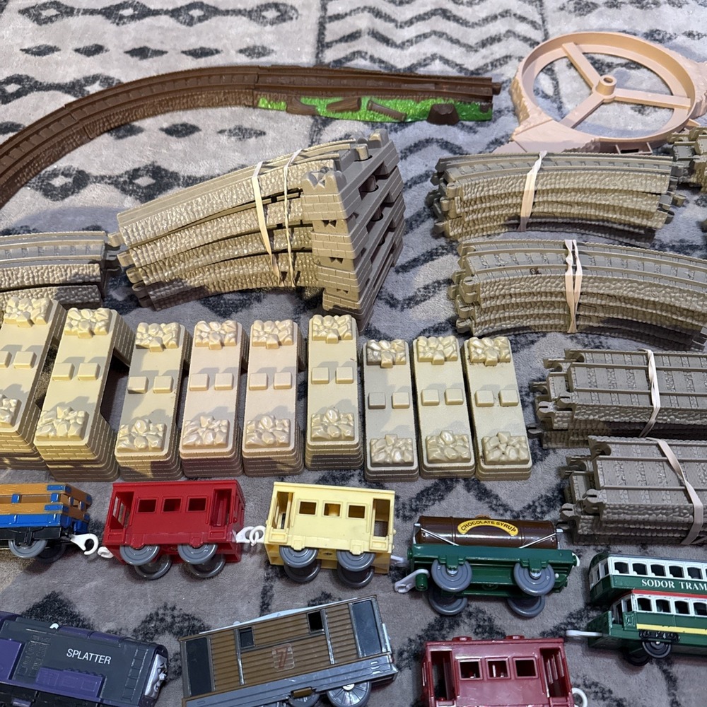 Thomas TrackMaster‎ Lot 90+Pcs Track Splatter Gullane Limited, Tramways  2006... - Picture 5 of 16